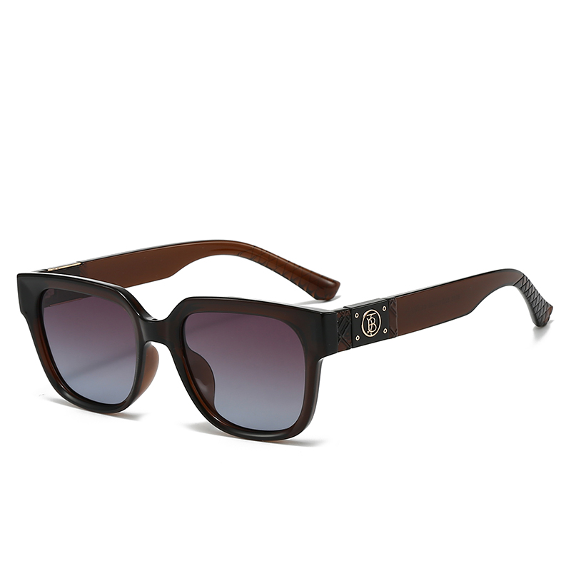 019 Burberry $25 gallery