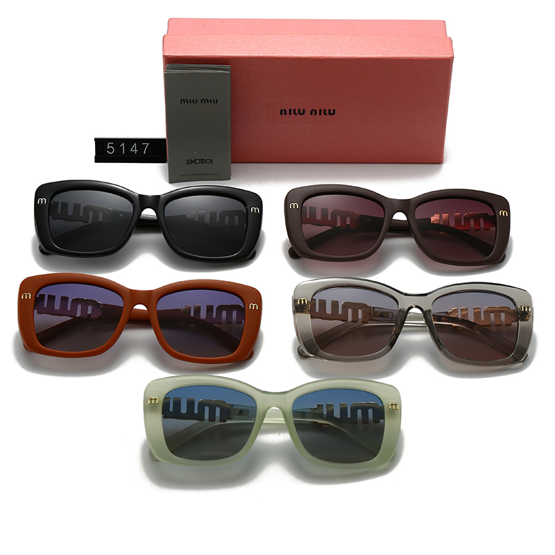 020、Miu Miu $25 gallery