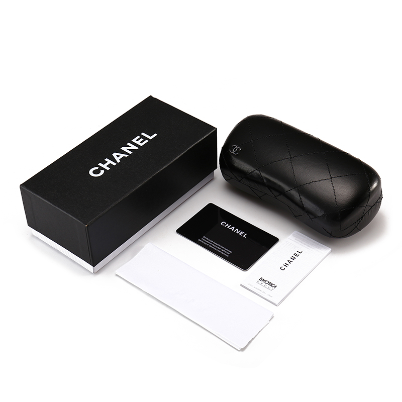 023 Chanel、$25 gallery