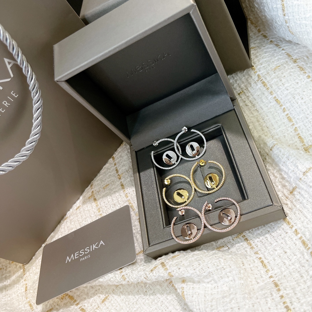 125 $30 gallery