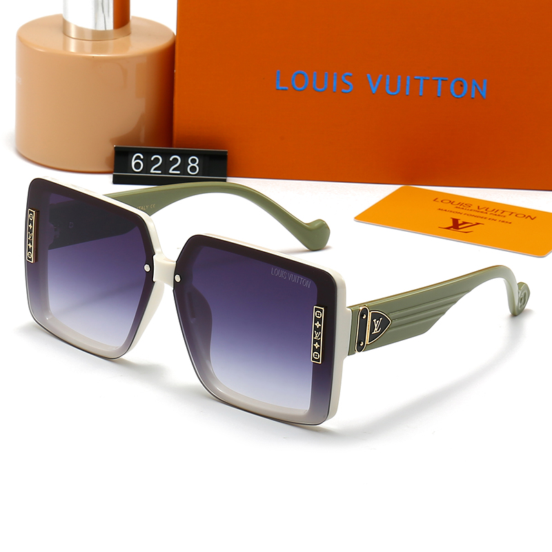 136 $25LV unpolarized gallery