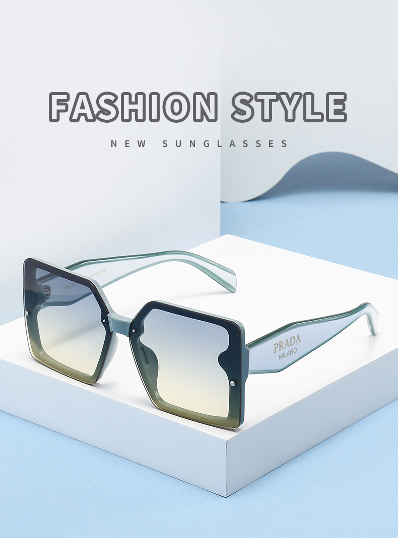 139 $25 Prada gallery