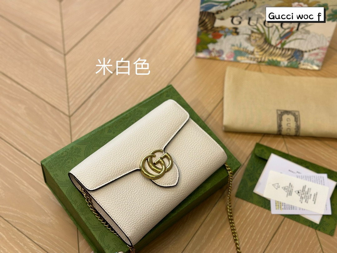 173 Gucci $70 gallery
