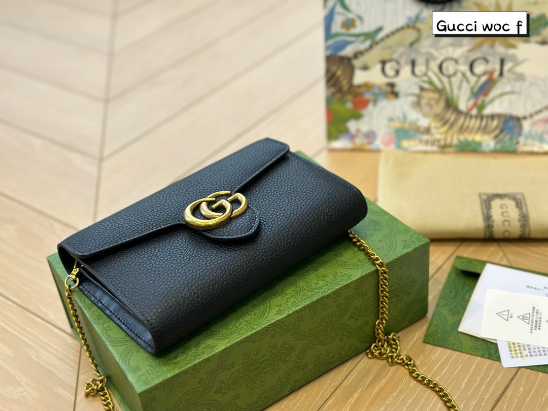 173 Gucci $70 gallery