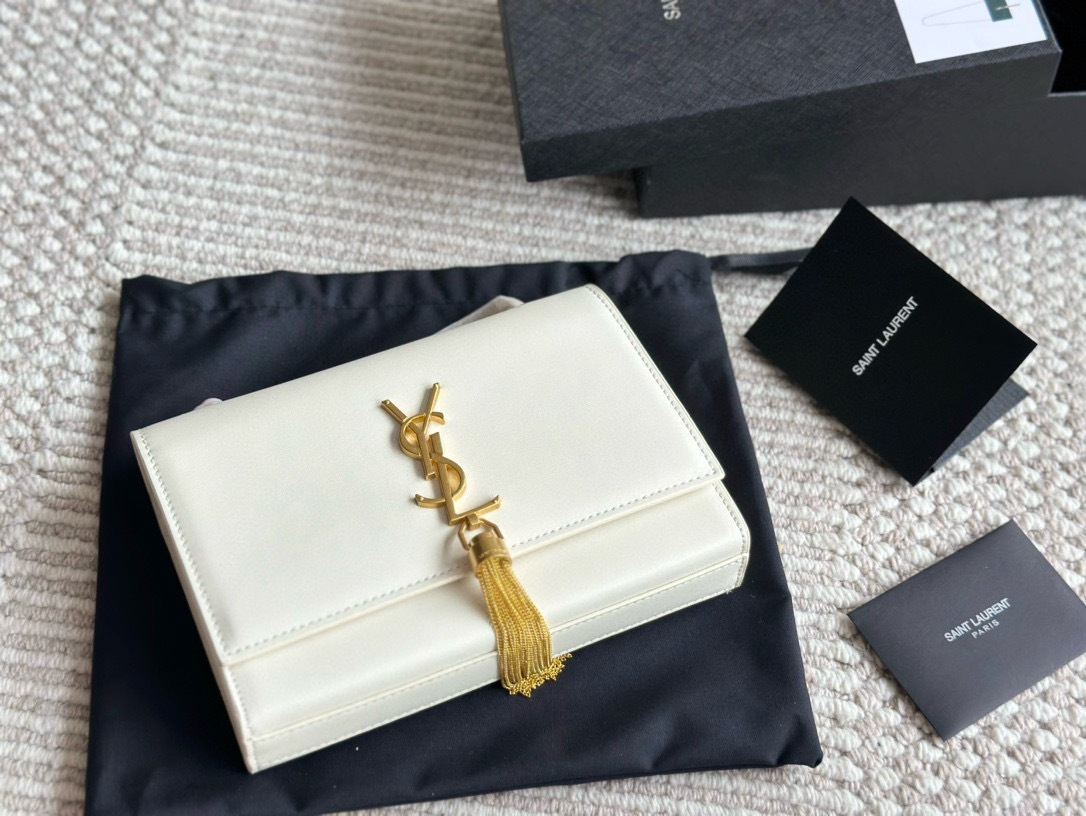 183 Kate $76 gallery
