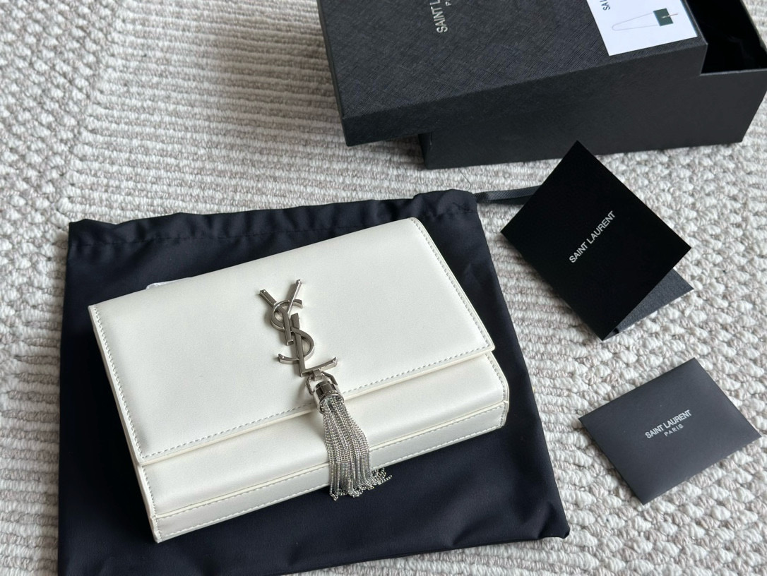 183 Kate $76 gallery