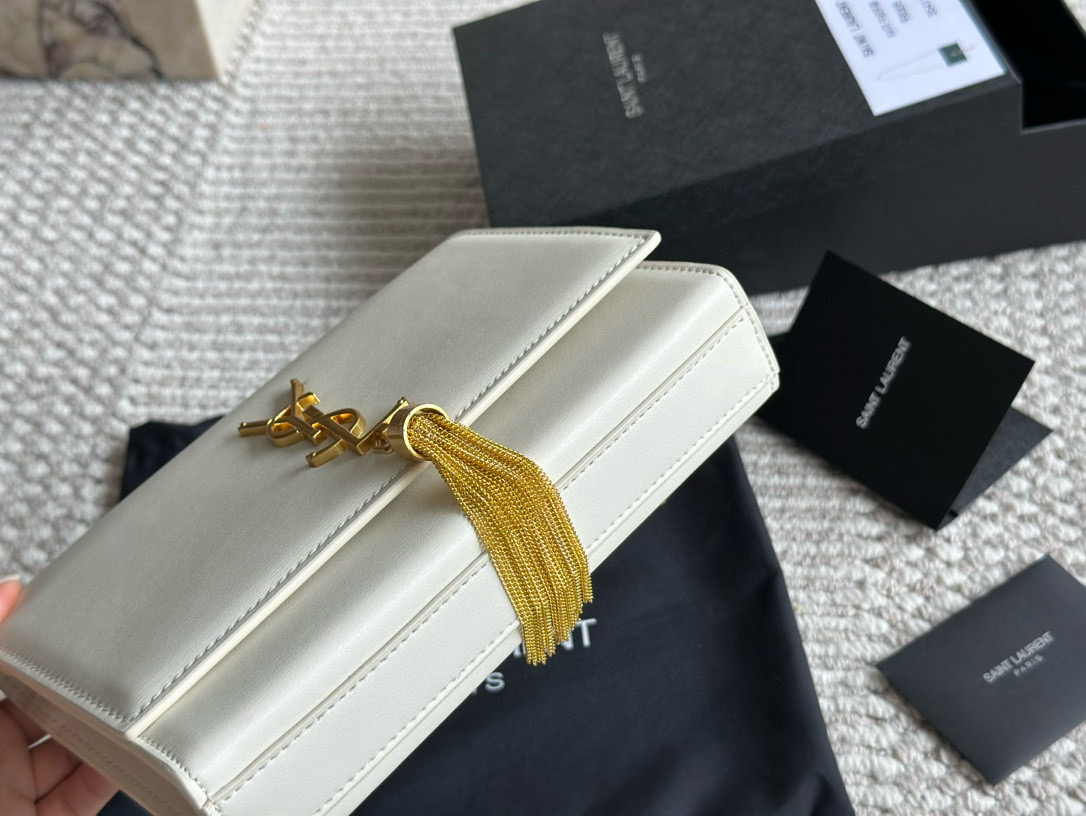 183 Kate $76 gallery