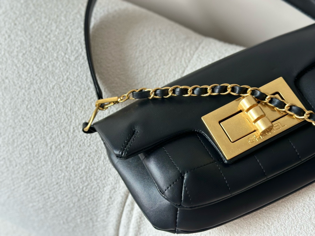 186 Chanel $75 gallery