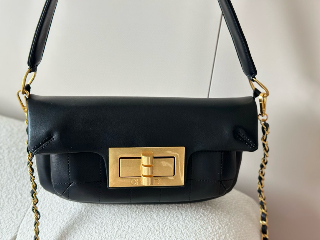 186 Chanel $75 gallery