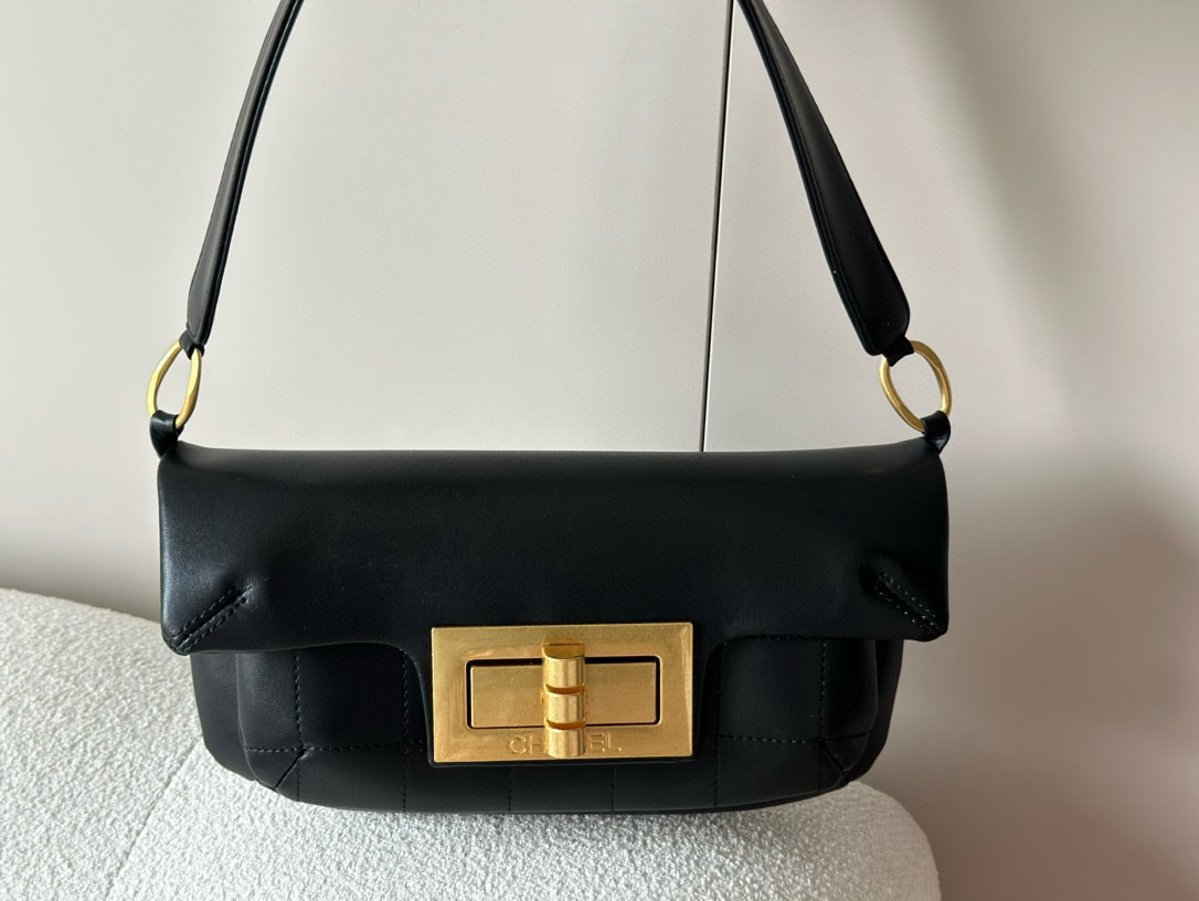 186 Chanel $75 gallery
