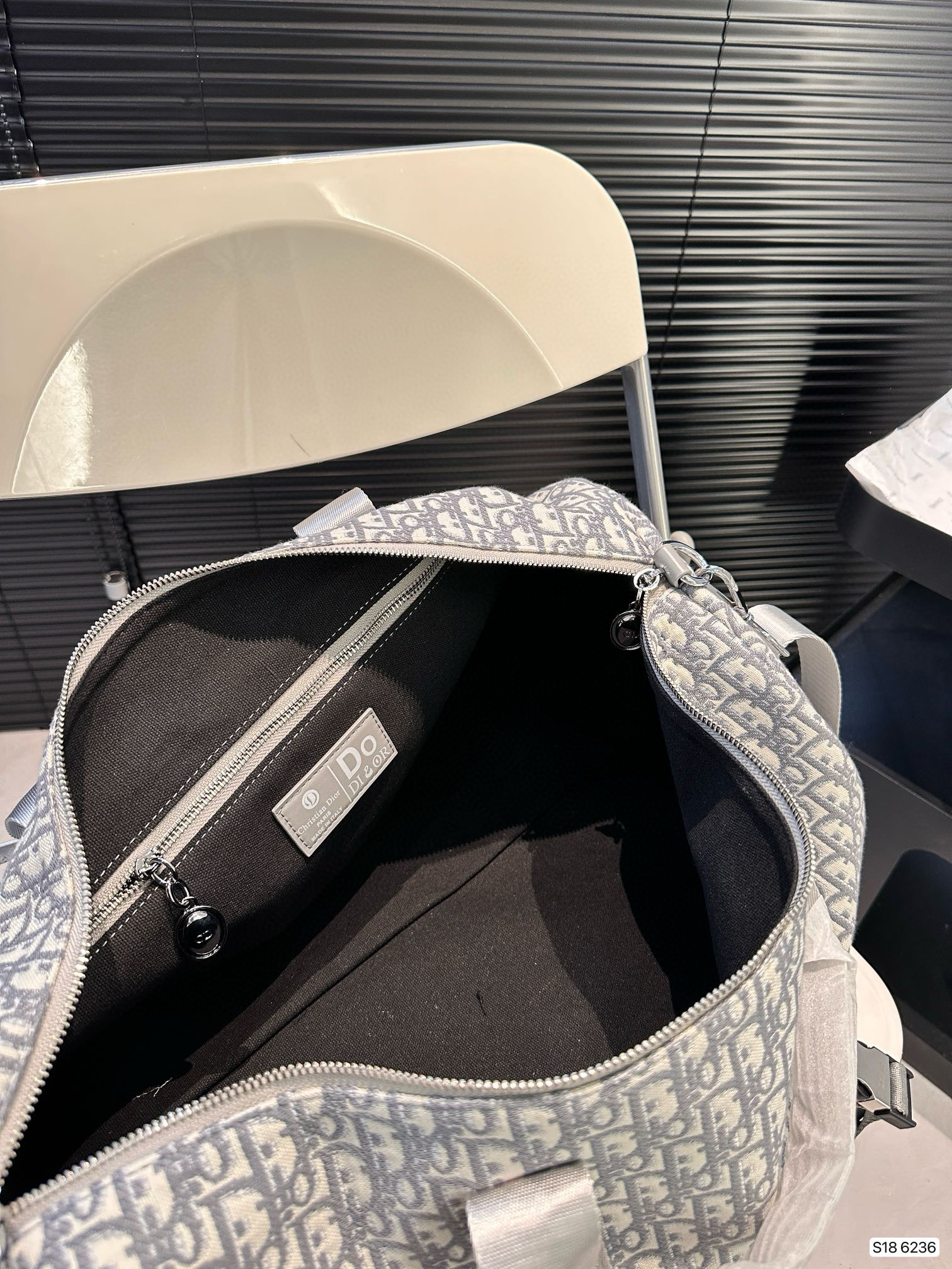 188 Dior $73 gallery