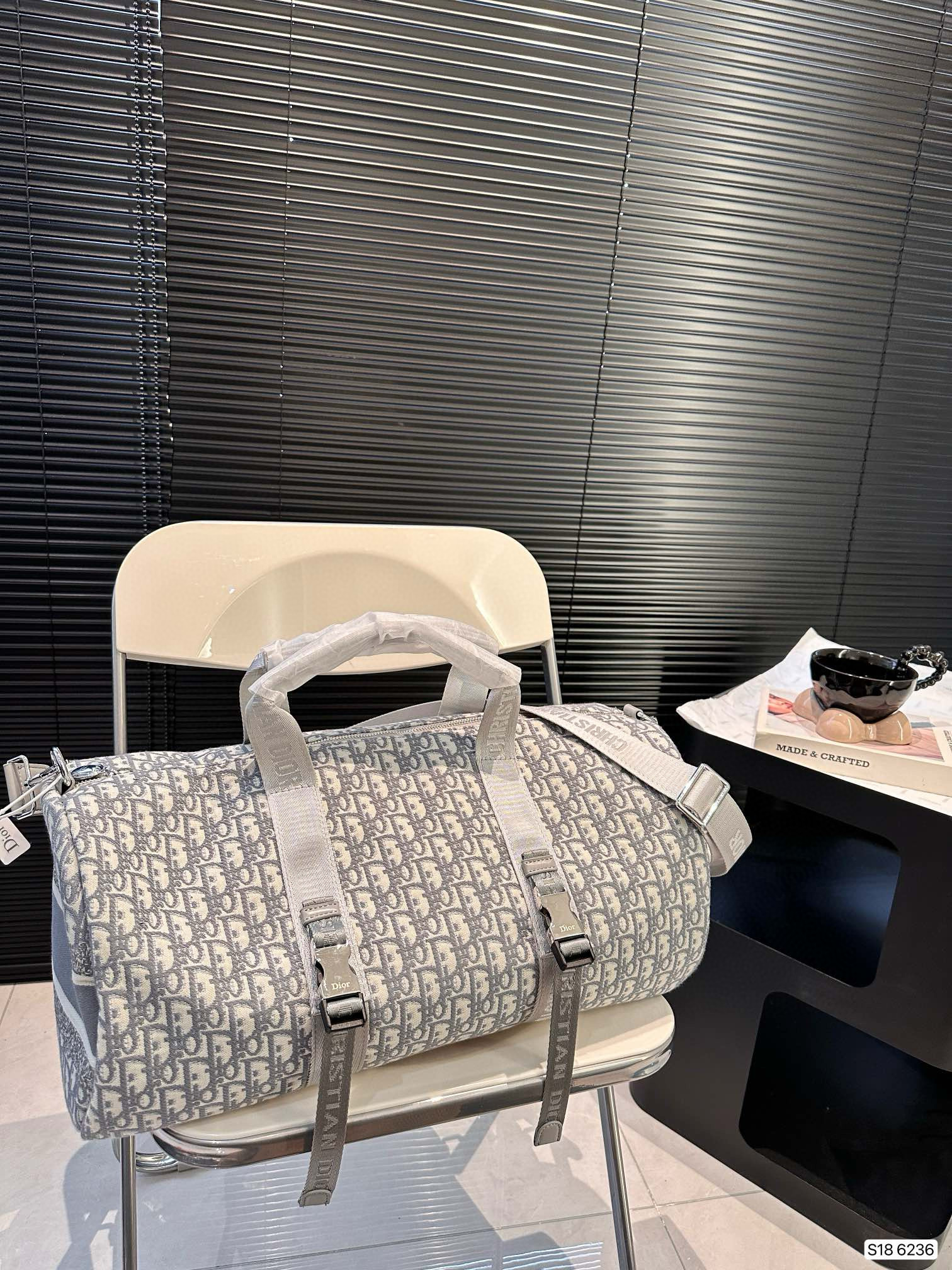 188 Dior $73 gallery