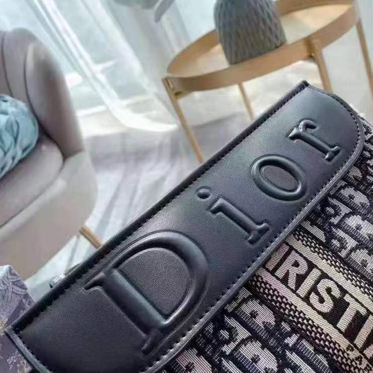 192 Dior $59 gallery