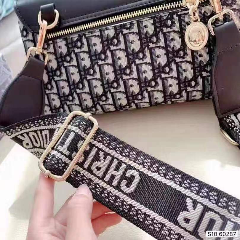 192 Dior $59 gallery