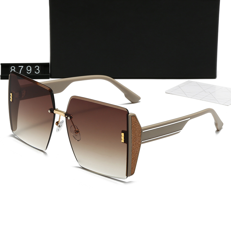 20008 Dior $25 gallery