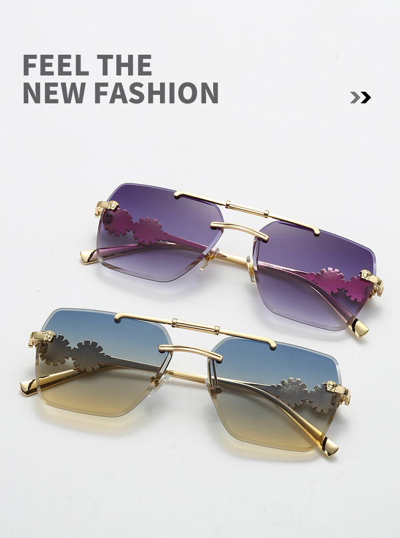 20010 Versace $25 gallery