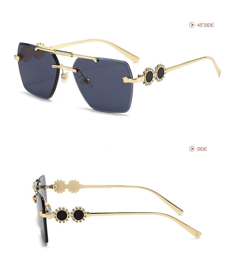 20010 Versace $25 gallery