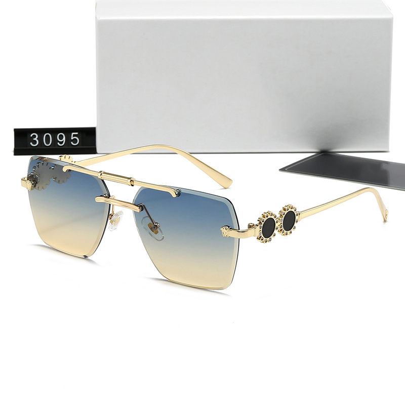20010 Versace $25 gallery