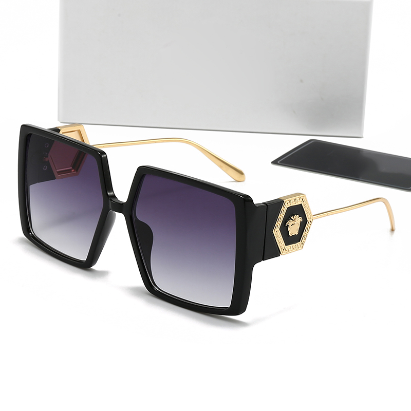 20013 Versace $25 gallery