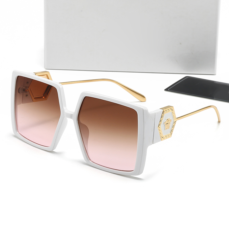 20013 Versace $25 gallery