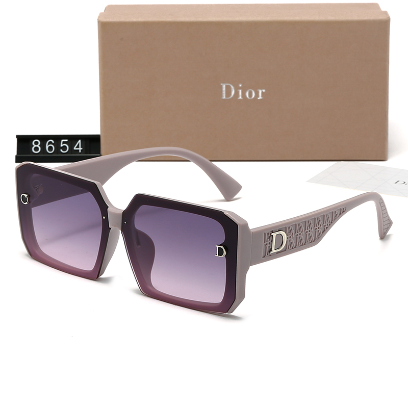 20016 Dior $25 gallery