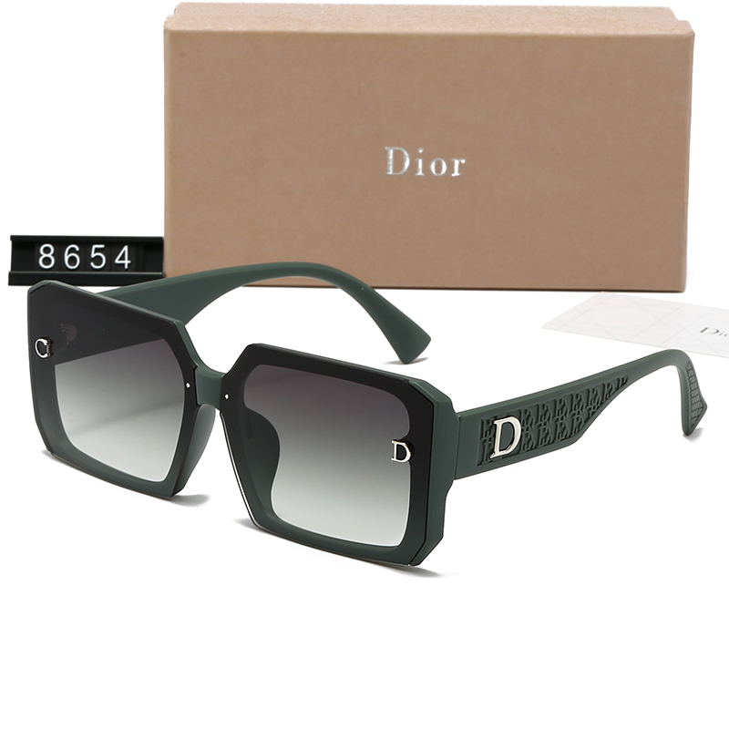 20016 Dior $25 gallery