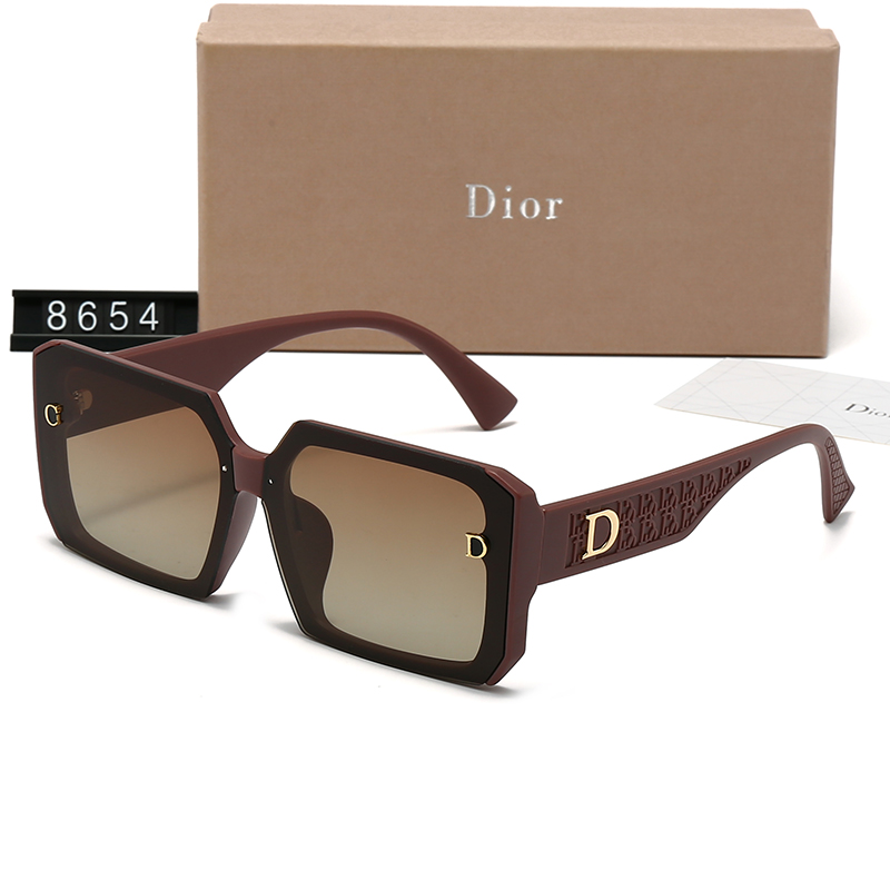 20016 Dior $25 gallery
