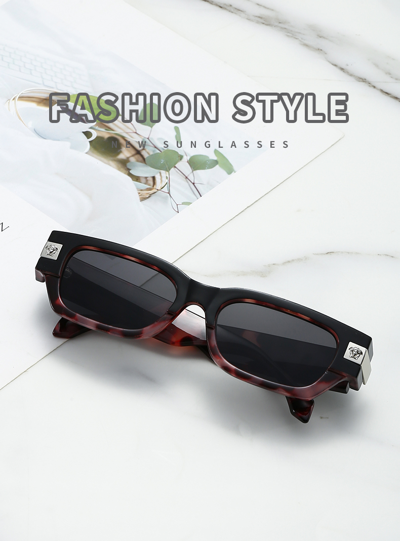 20020 Versace $21 gallery