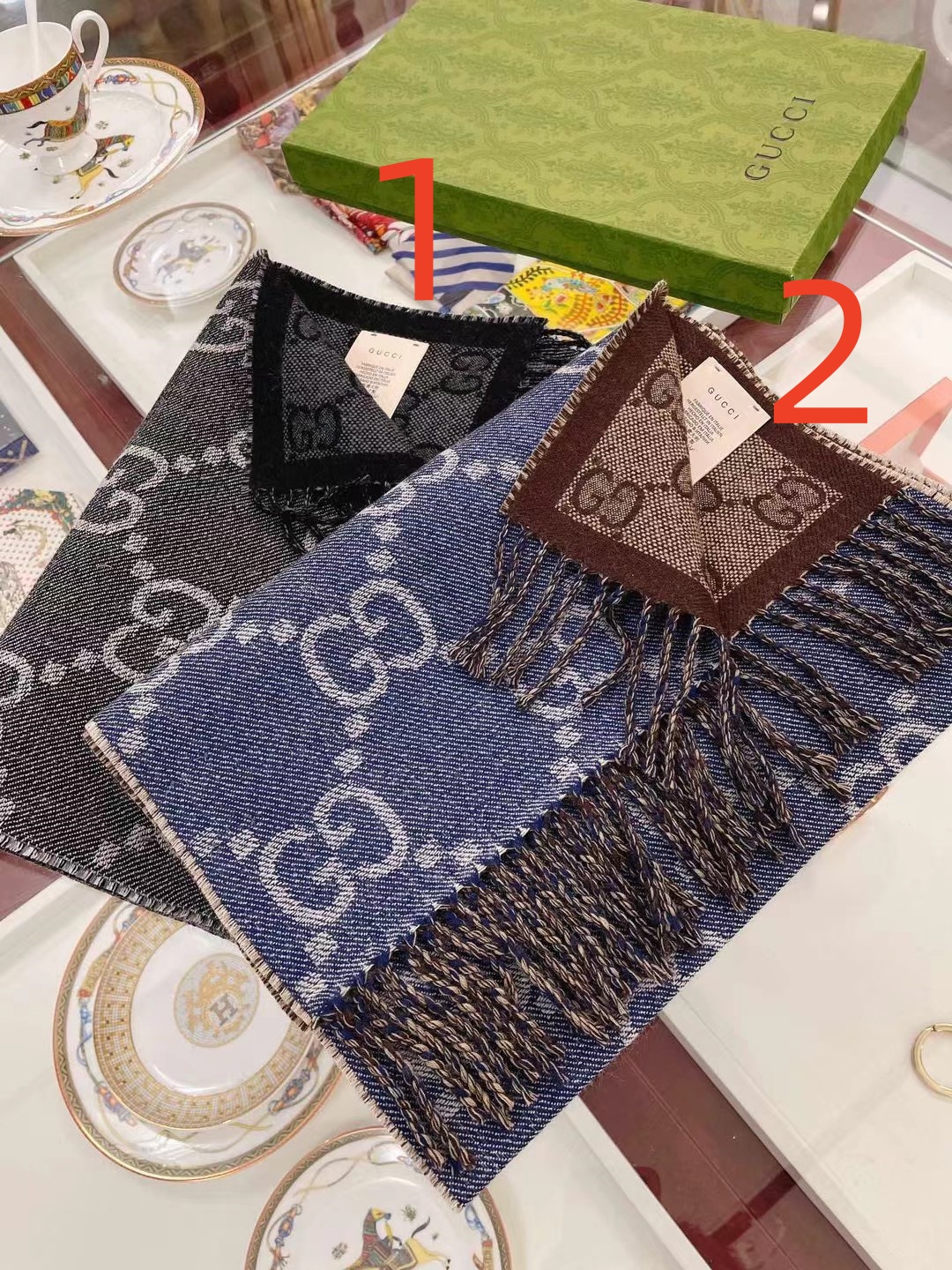 20021 scarf GUCCI  $39 gallery