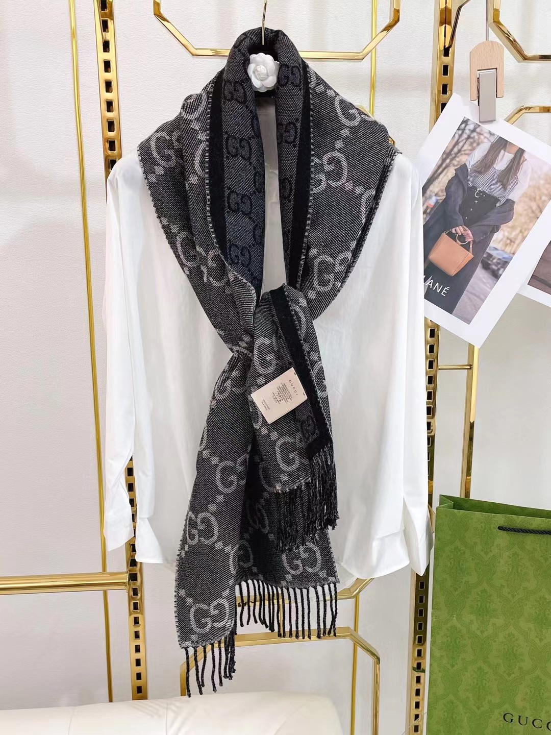 20021 scarf GUCCI  $39 gallery