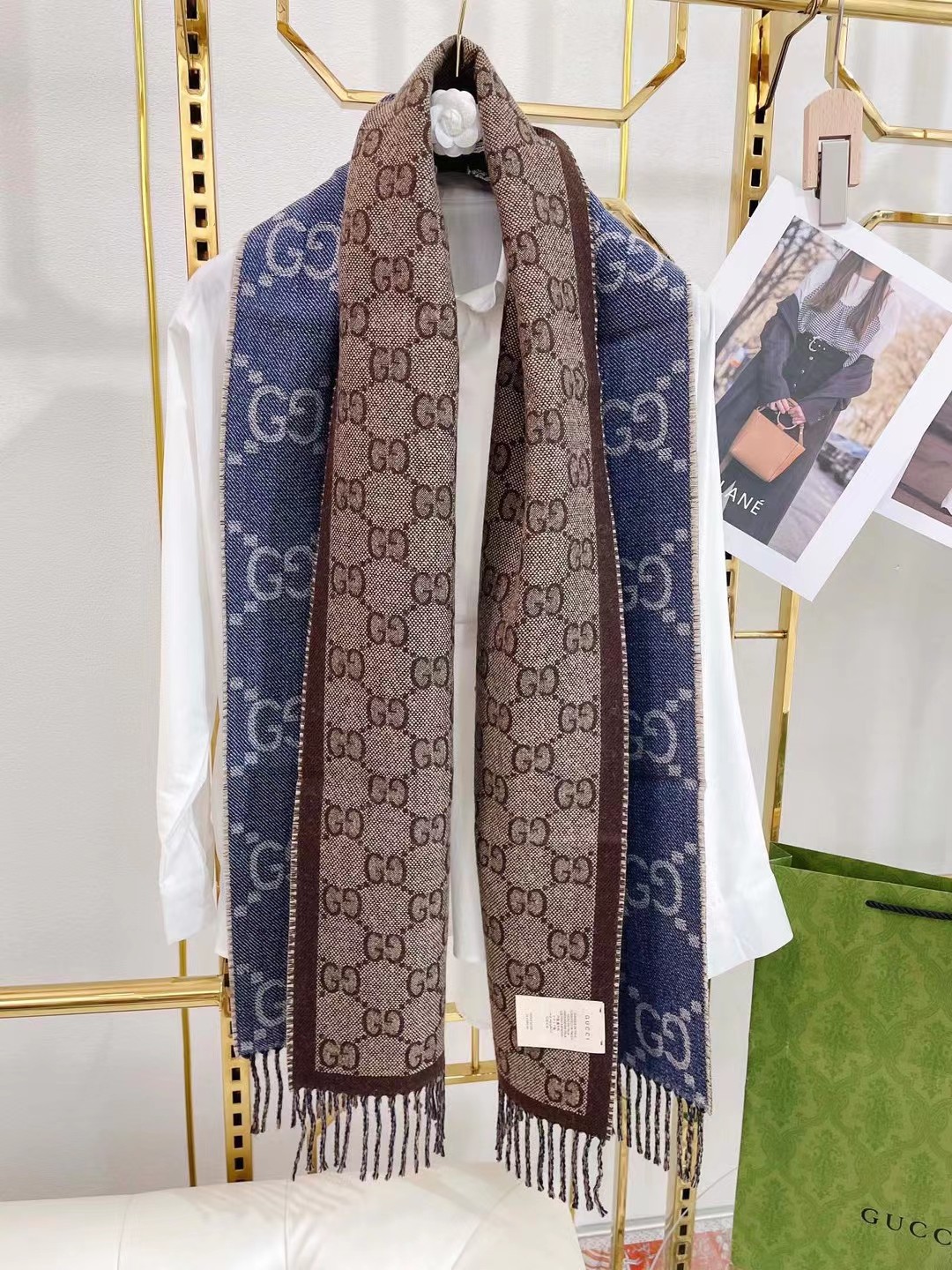 20021 scarf GUCCI  $39 gallery