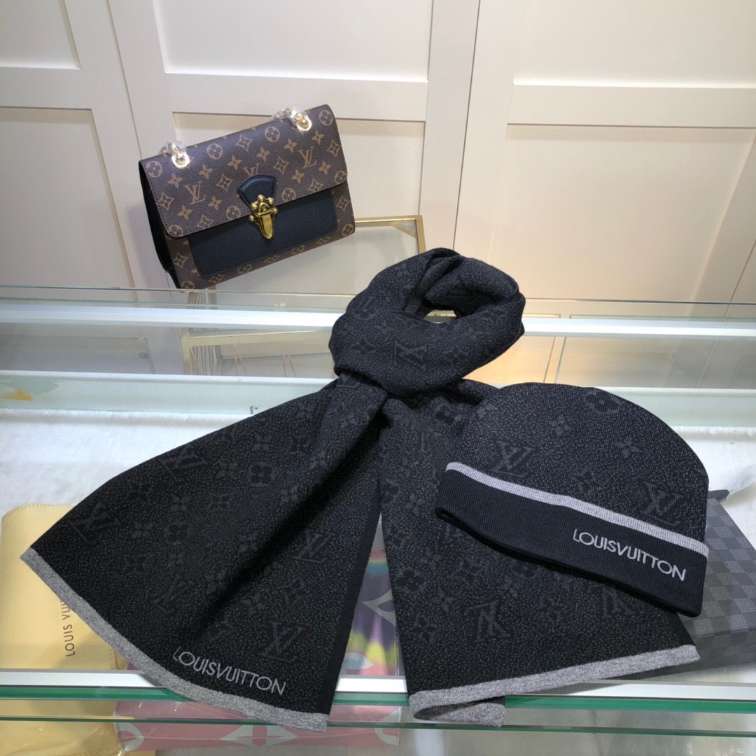 20022 Scarf and Hat Set LV $38 gallery