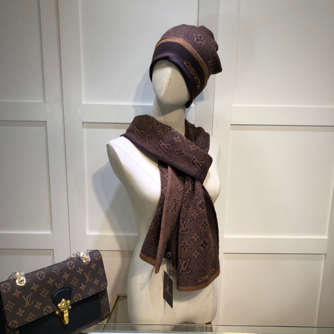 20022 Scarf and Hat Set LV $38 gallery