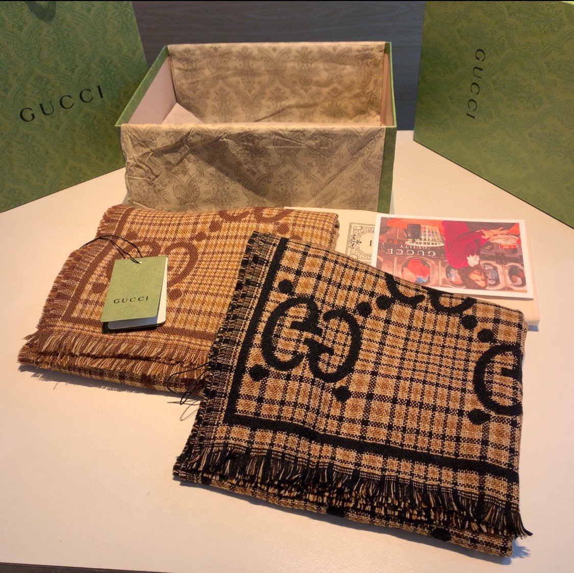 20023 scarf GUCCI  $27 gallery