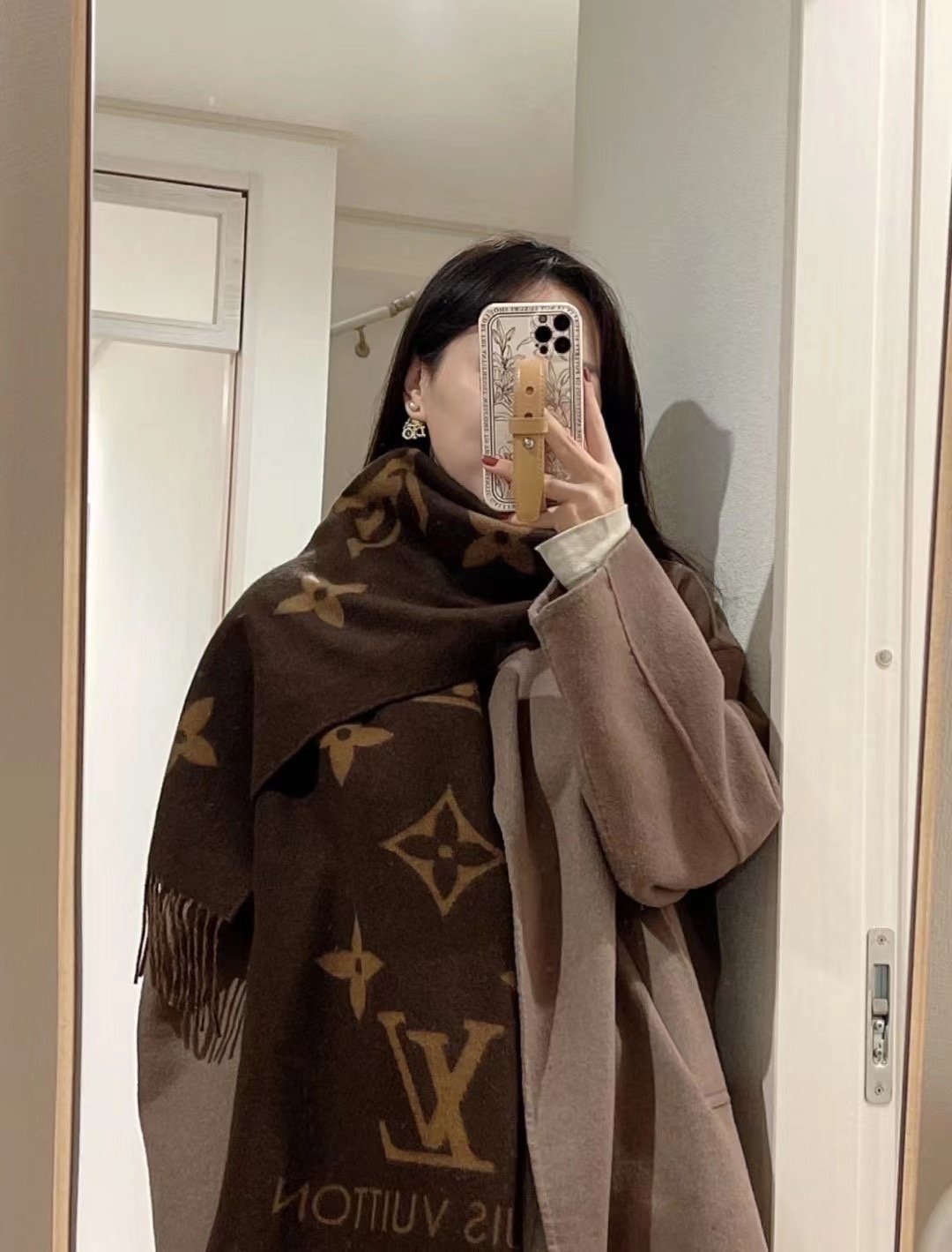 20024 scarf LV $27 gallery