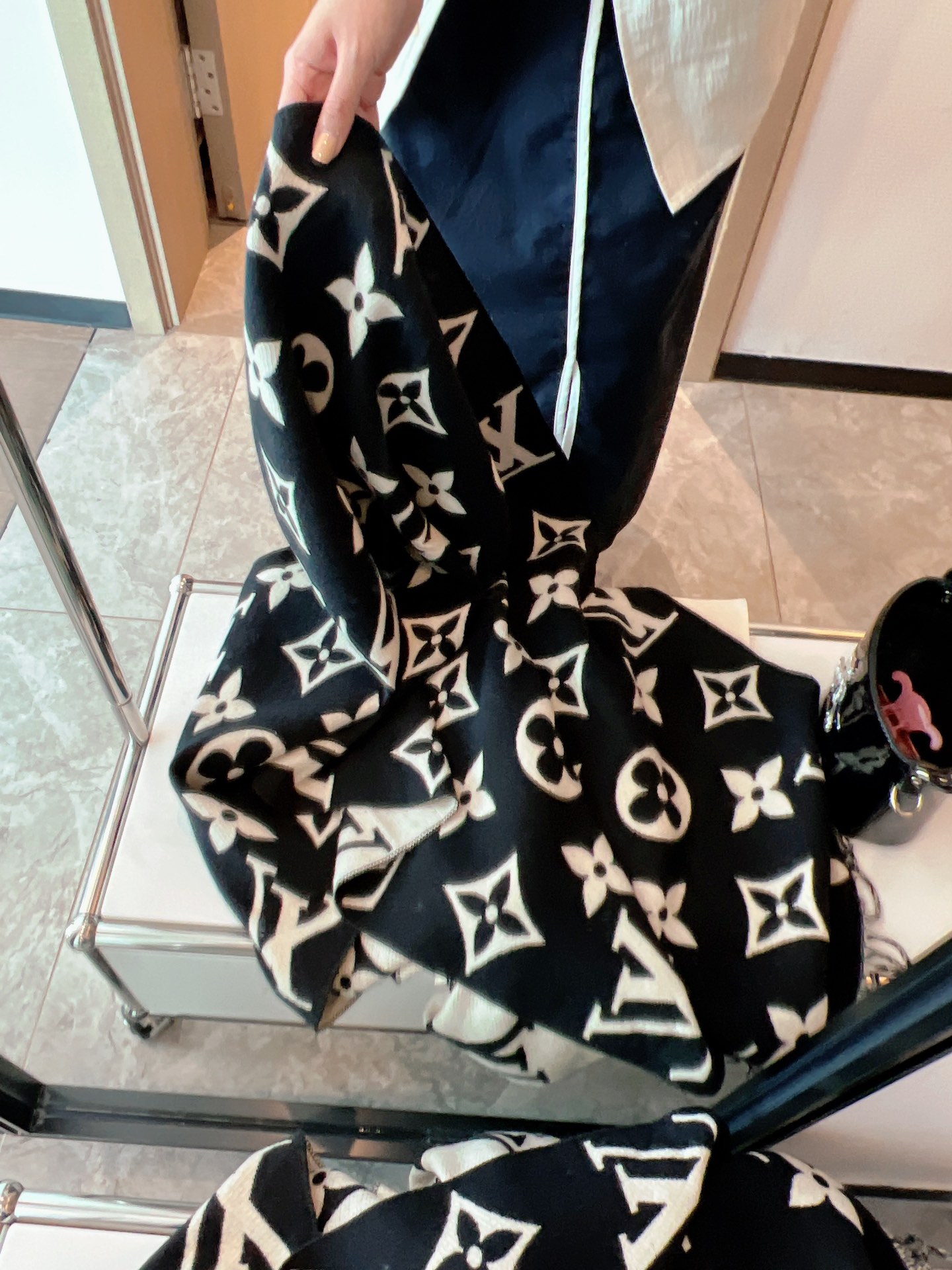 20025 scarf LV  $27 gallery