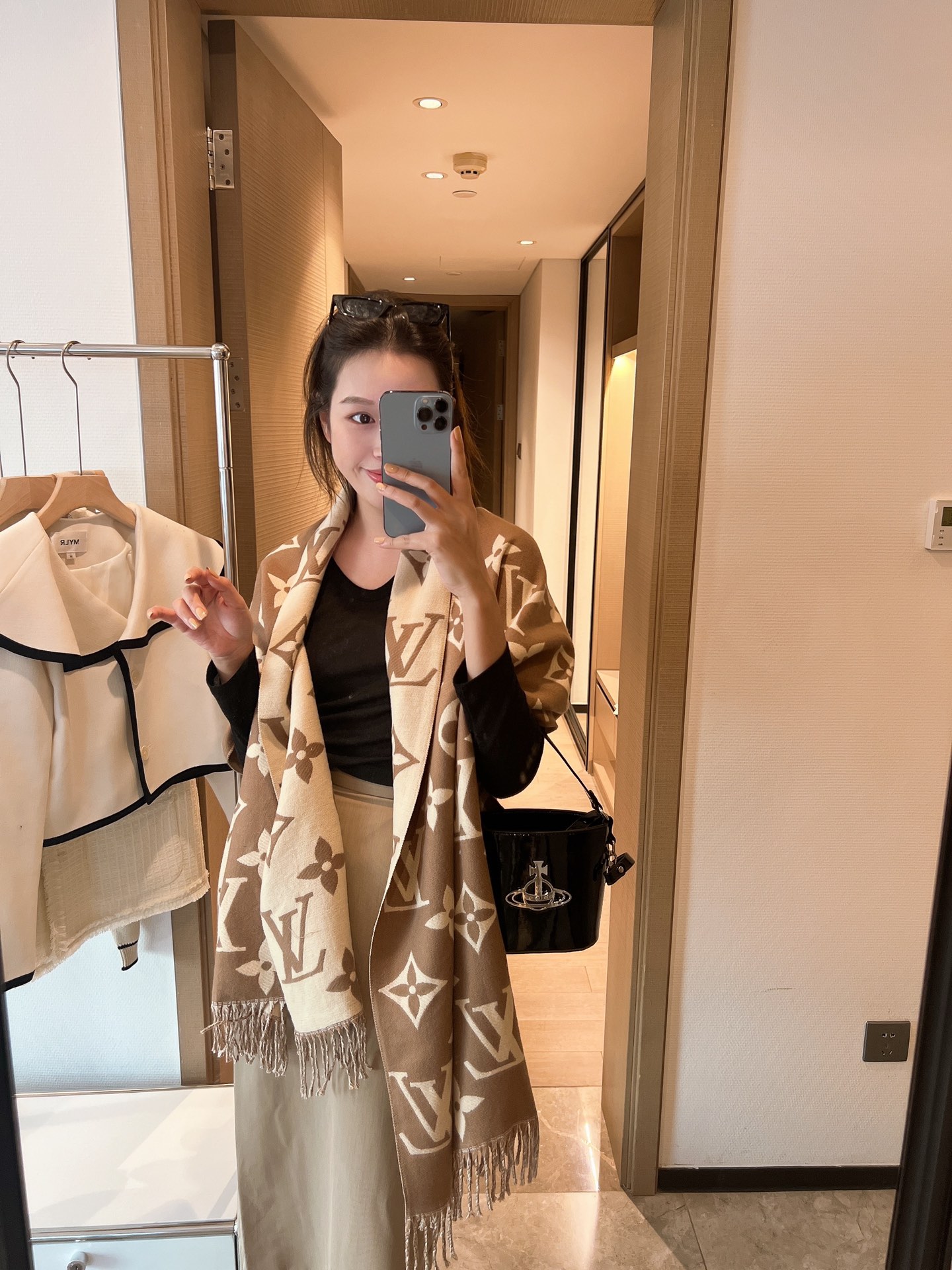 20025 scarf LV  $27 gallery