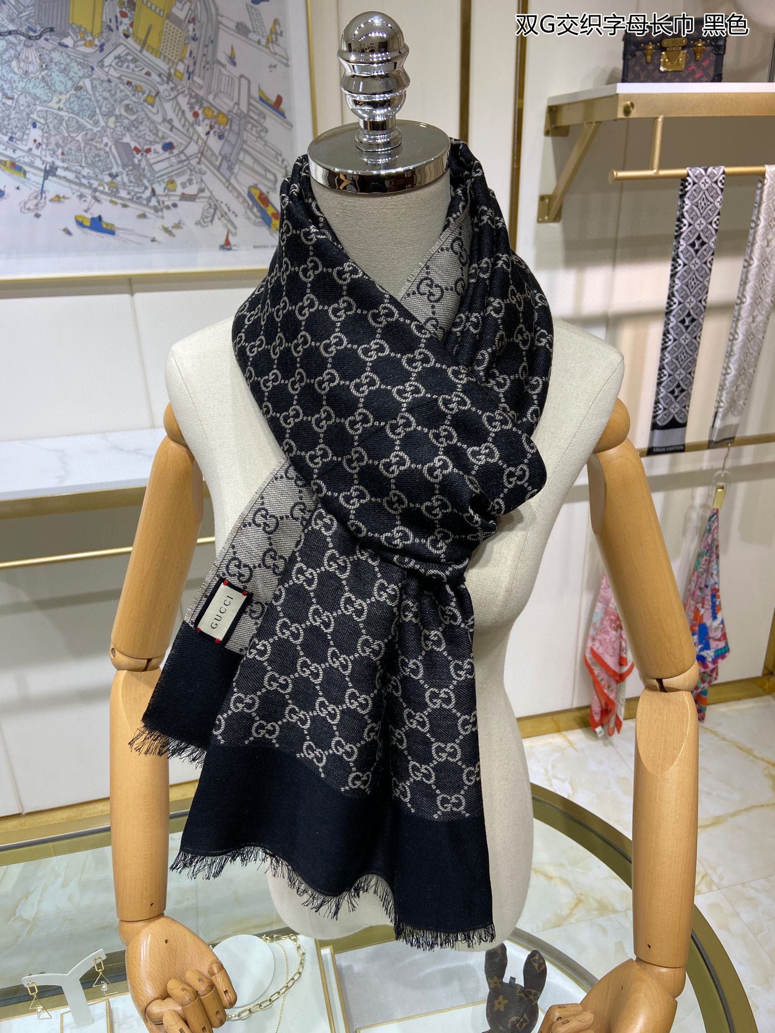 20027 scarf GUCCI  $27 gallery