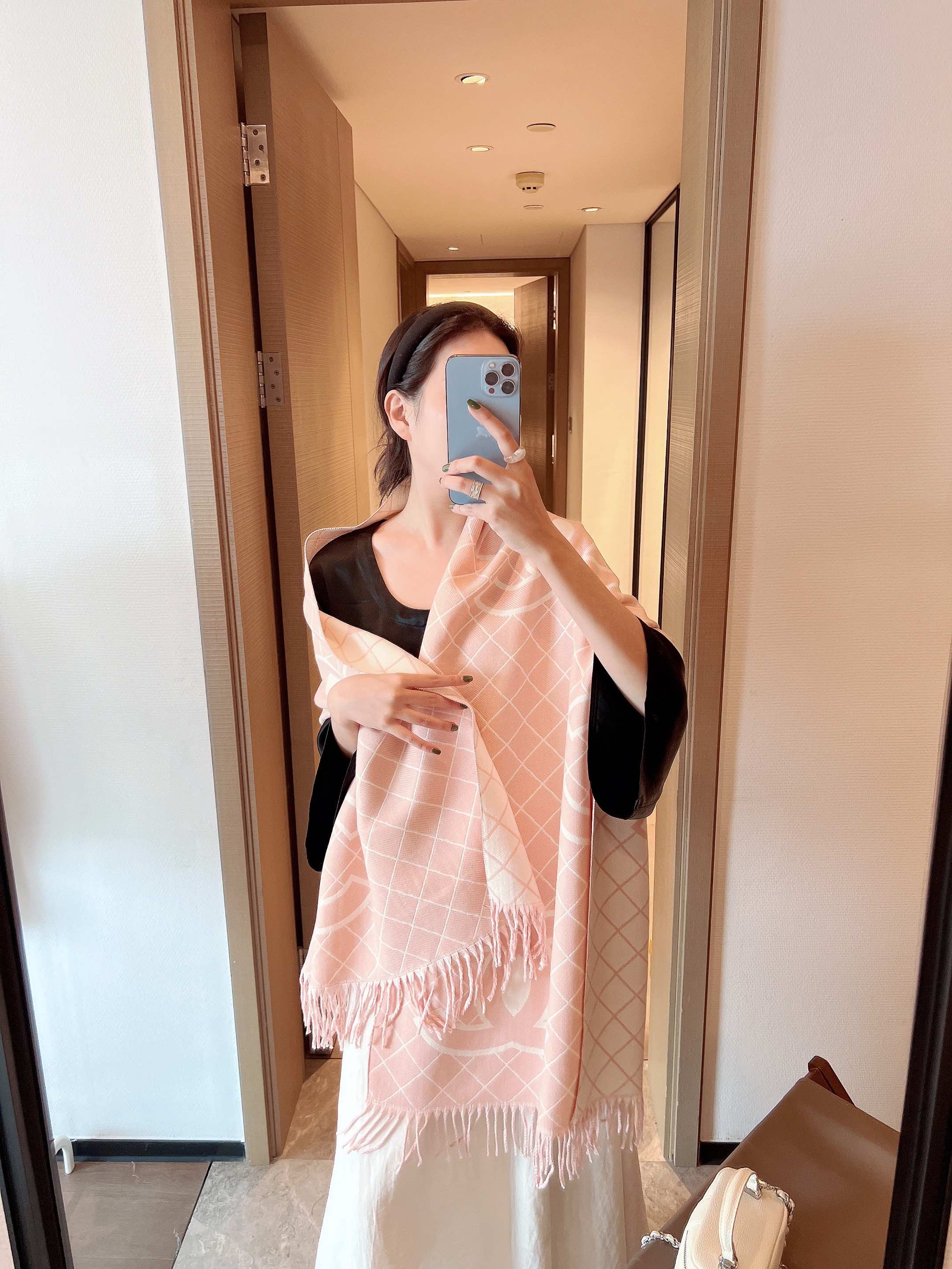 20028 Chanel scarf $27 gallery