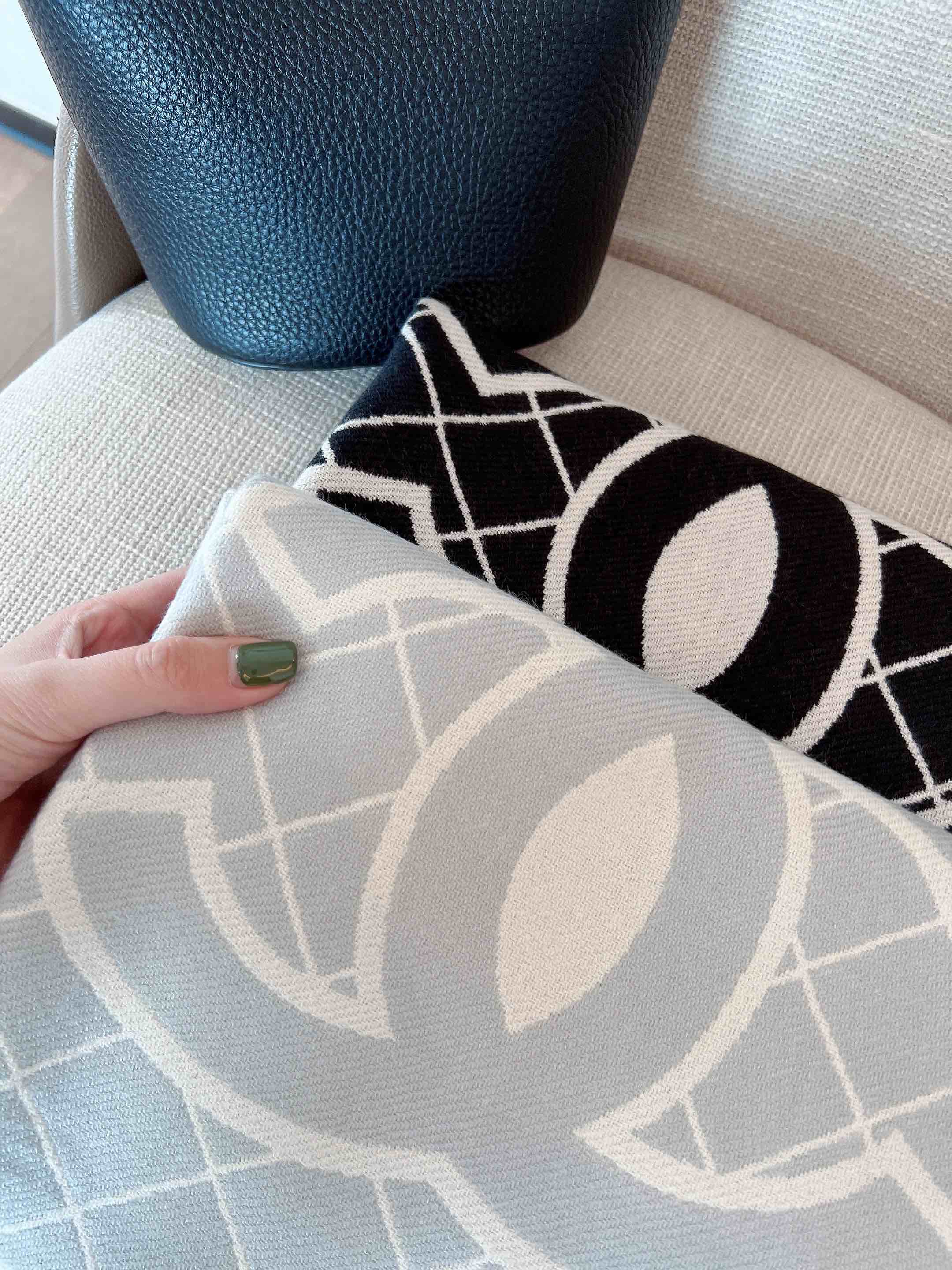 20028 Chanel scarf $27 gallery