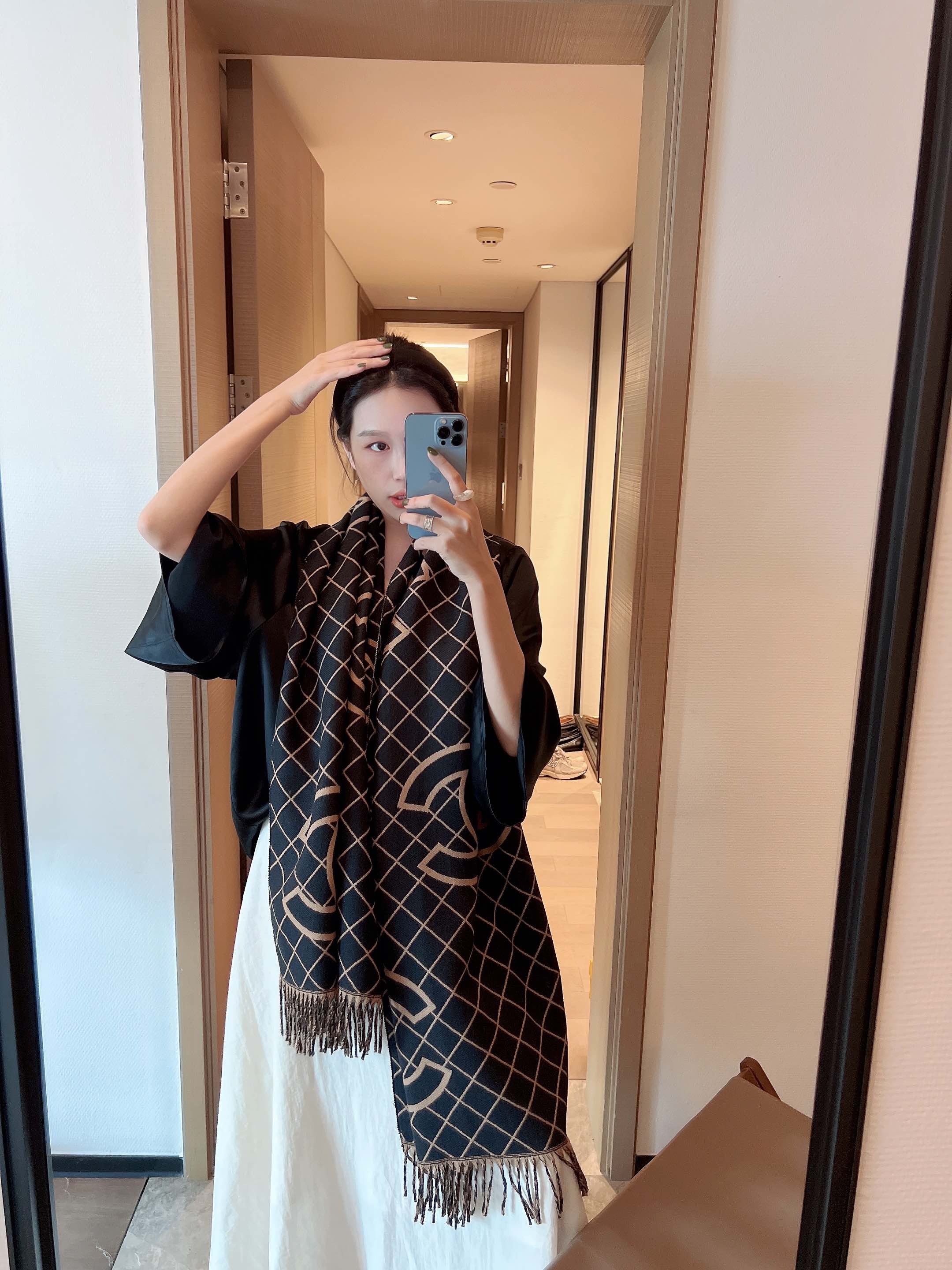 20028 Chanel scarf $27 gallery