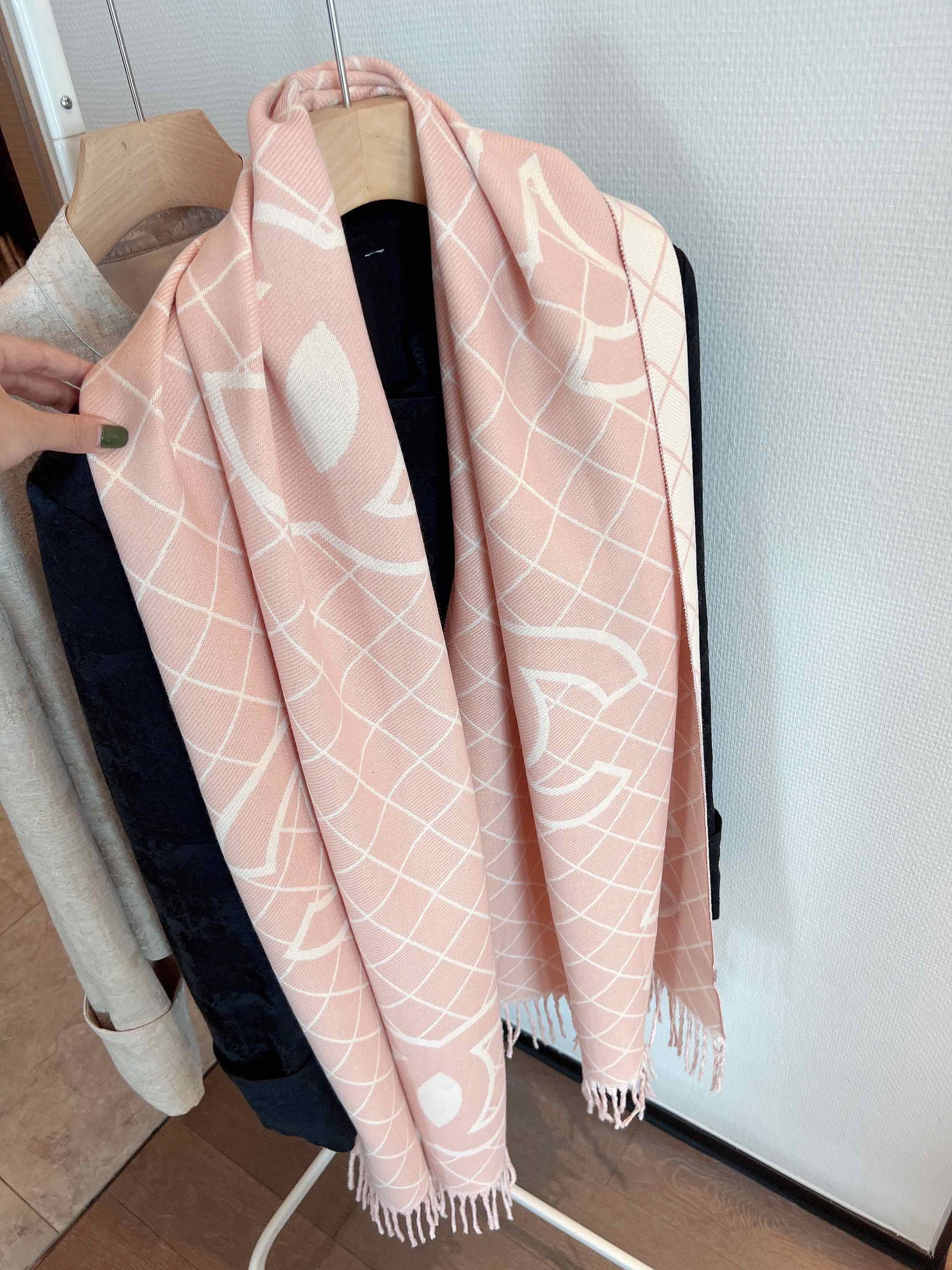 20028 Chanel scarf $27 gallery