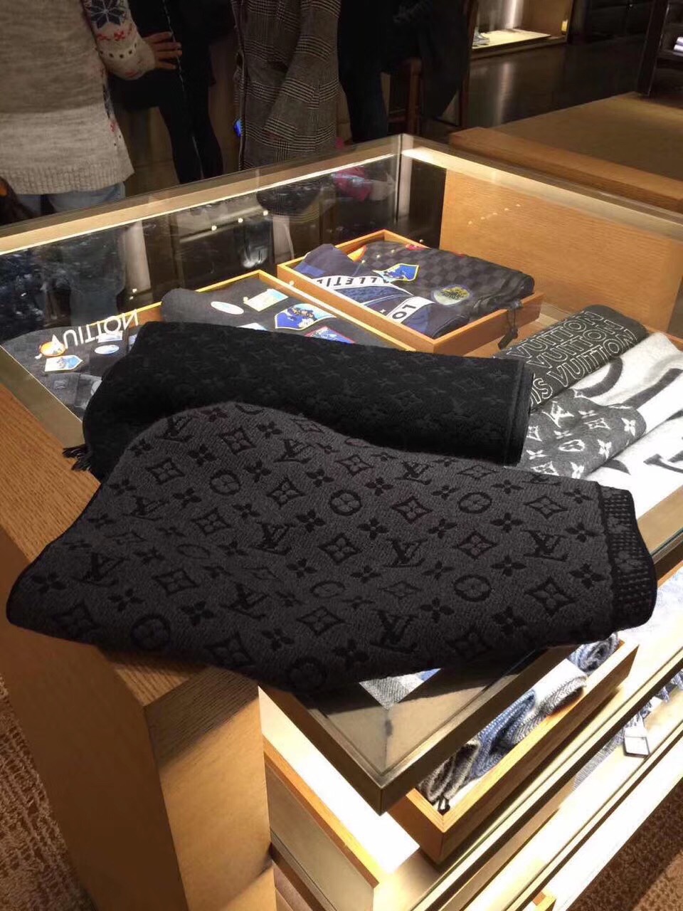 20029 scarf LV $27 gallery