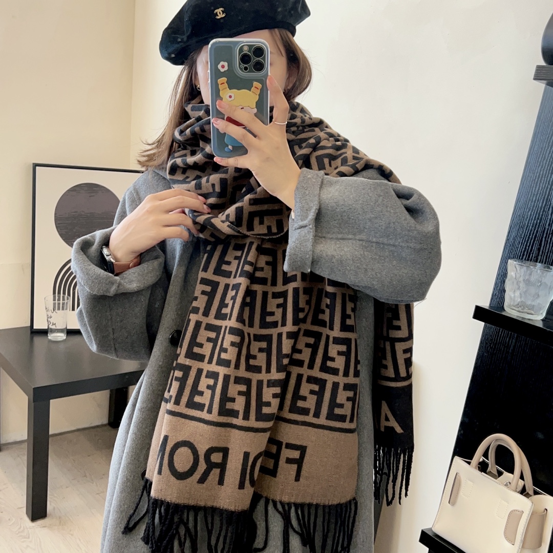 20030 scarf Fendi  $27 gallery