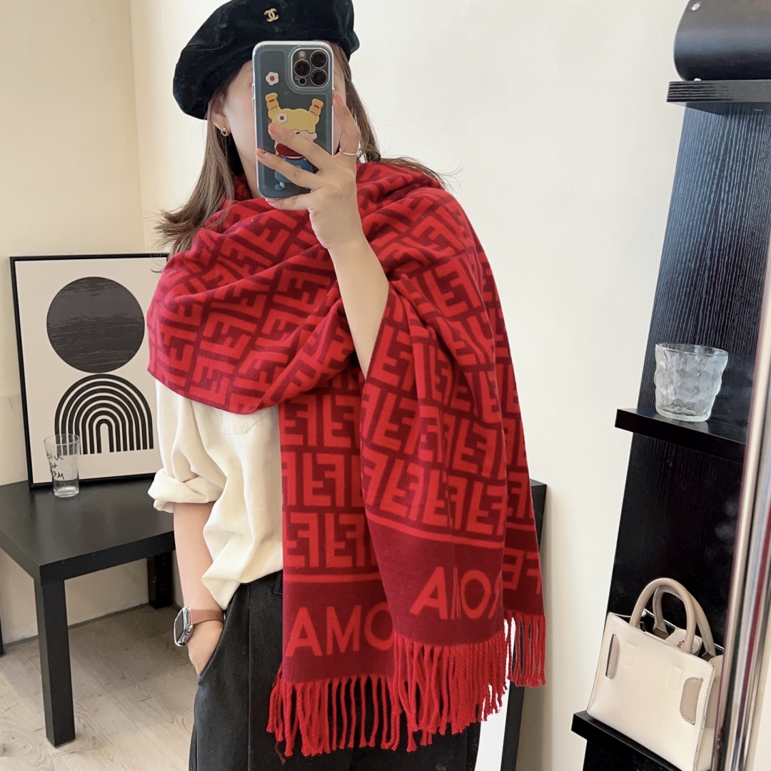 20030 scarf Fendi  $27 gallery