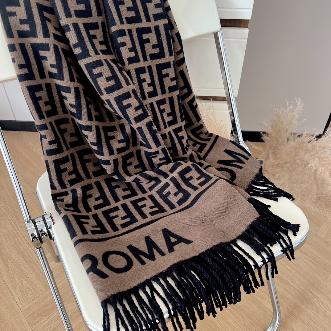 20030 scarf Fendi  $27 gallery