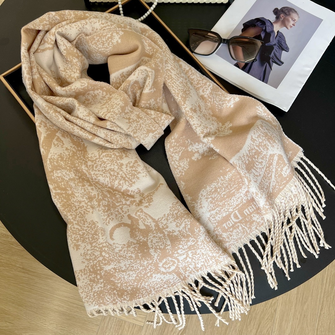 20031 scarf DIOR  $27 gallery