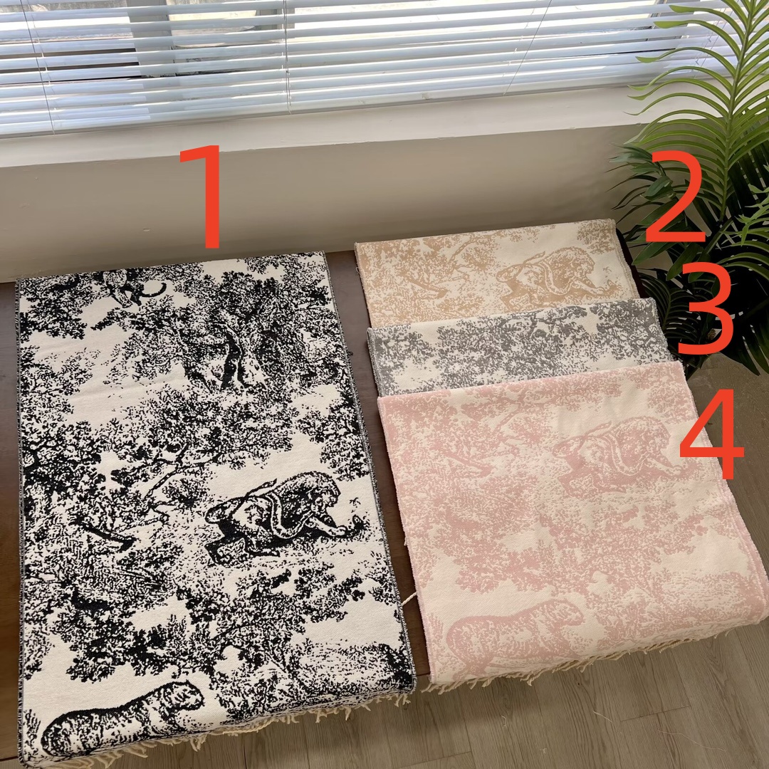 20031 scarf DIOR  $27 gallery