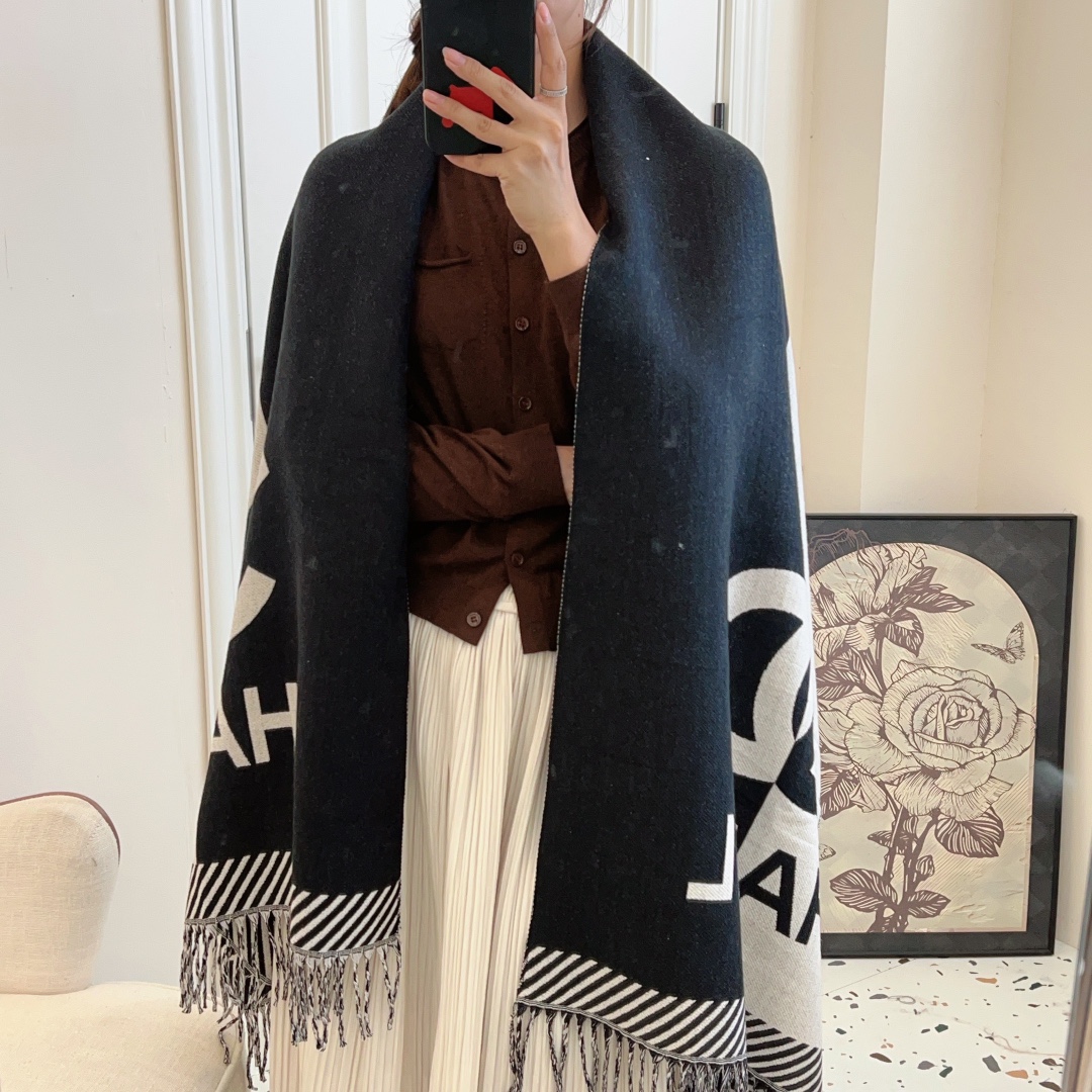 20034 Chanel scarf $27 gallery