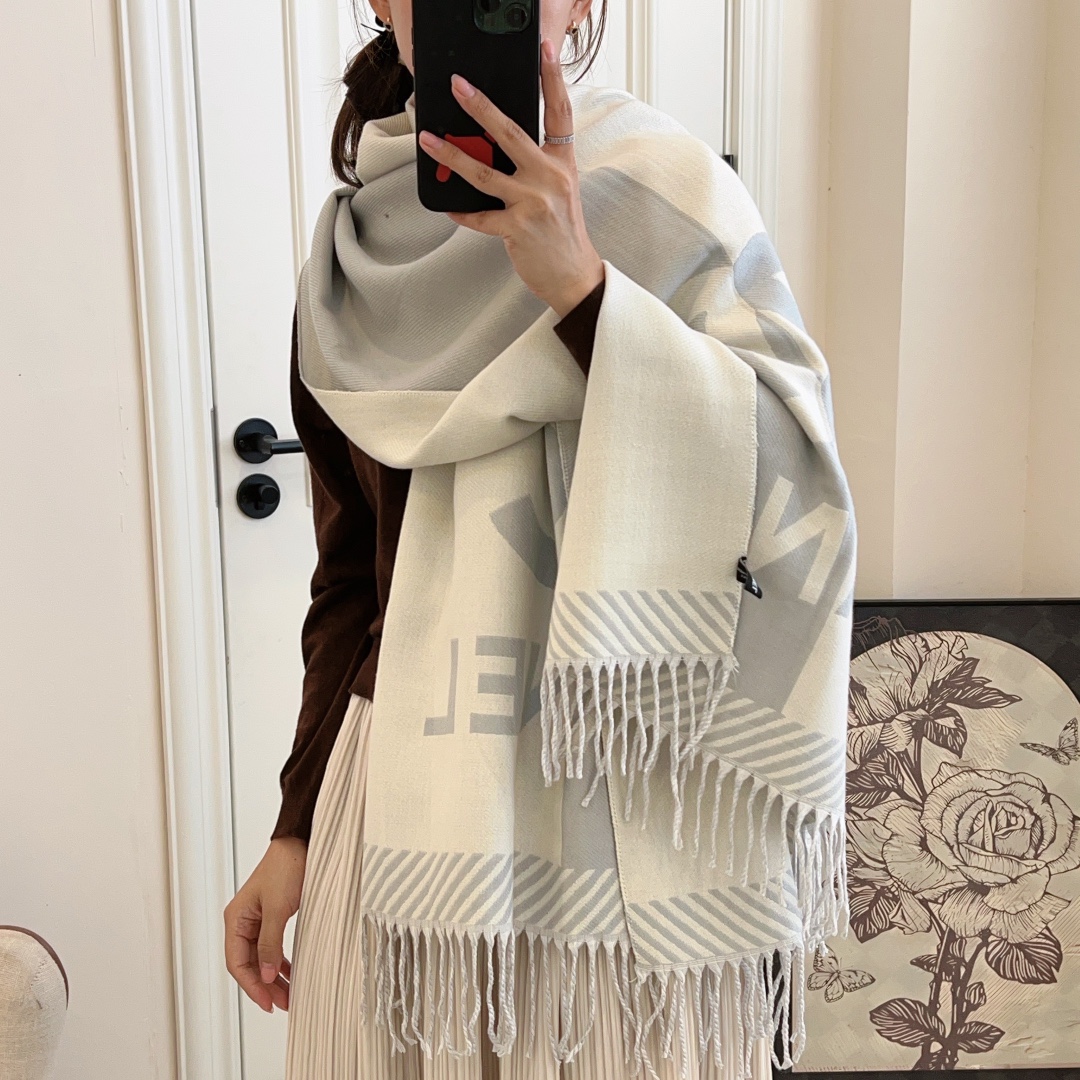 20034 Chanel scarf $27 gallery